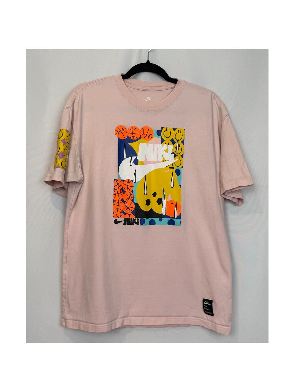 Nike A.I.R. Artist in Residence David Bruce Graphic Tee Medium Pink Smiley